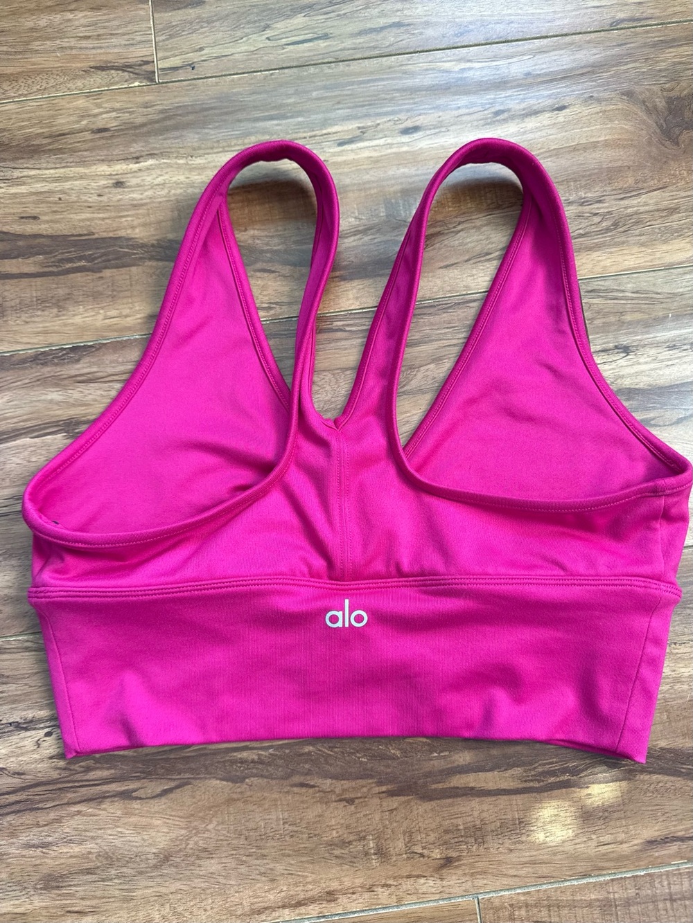 Alo Women's Fuchsia Sports Bra